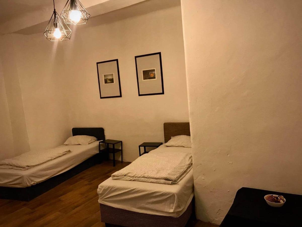 Komfort Apartman Вац Экстерьер фото